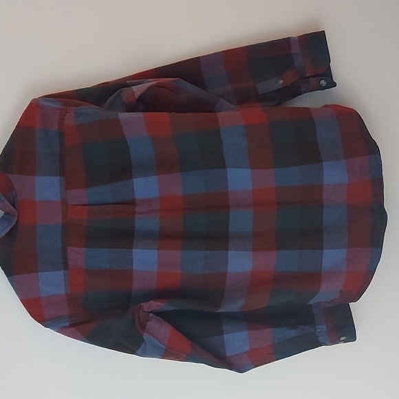 Eddie Bauer Heavy Flannel Shacket Red and Blue Plaid Size Medium - Picture 2 of 5